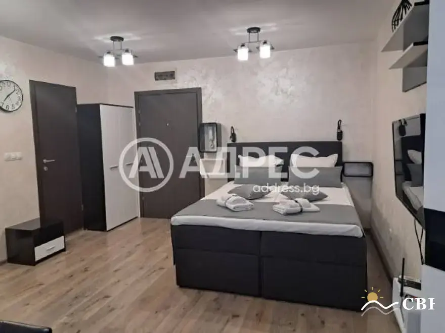 Apartment, 2-room, 55 m², in Burgas. Photo 2 of 12. Burgas, Black Sea, Bulgaria. Cheap Beach Holiday.