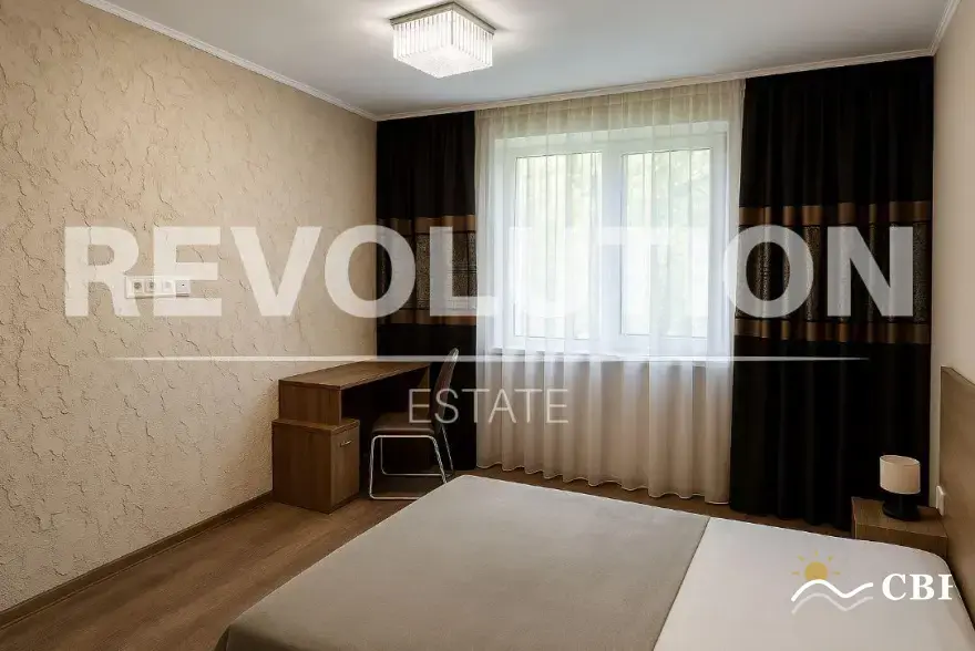 Apartment, 3-room, 90 m², in Varna. Photo 5 of 8. Varna, Black Sea, Bulgaria. Cheap Beach Holiday.