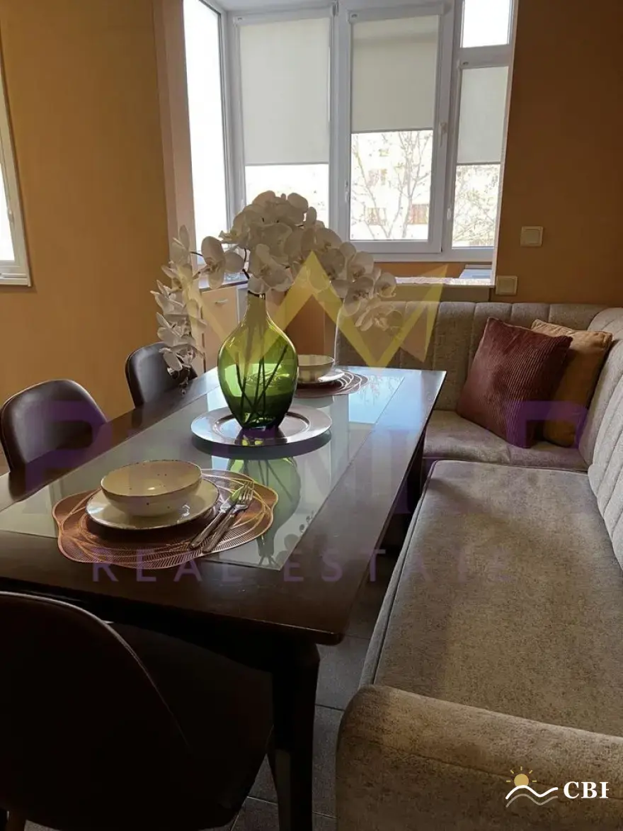 Apartment, 3-room, 80 m², in Varna. Photo 8 of 16. Varna, Black Sea, Bulgaria. Cheap Beach Holiday.