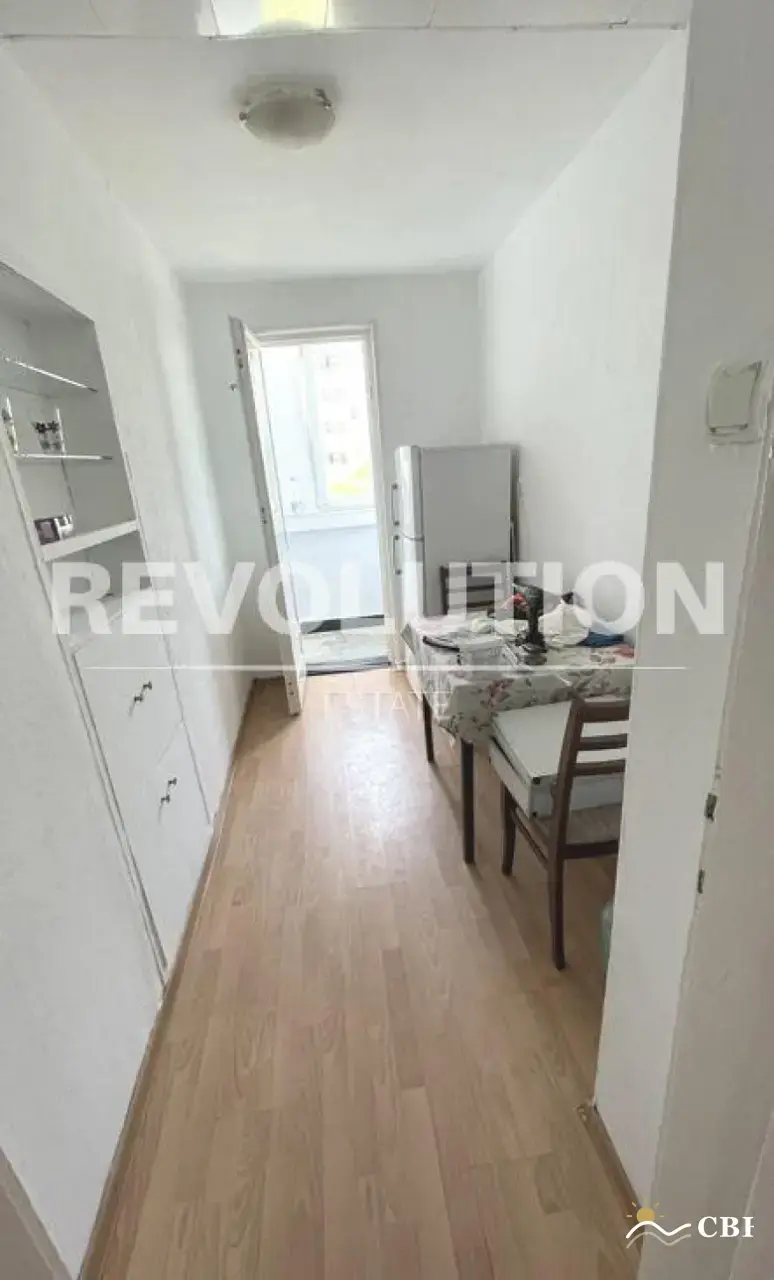 Apartment, 2-room, 65 m², in Varna. Photo 2 of 8. Varna, Black Sea, Bulgaria. Cheap Beach Holiday.