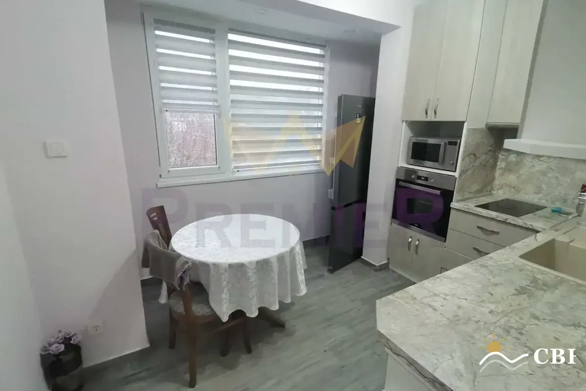 Apartment, 3-room, 80 m², in Varna. Photo 2 of 11. Varna, Black Sea, Bulgaria. Cheap Beach Holiday.