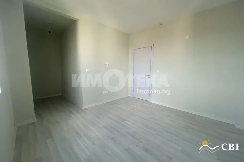 Apartment, 3-room, 80 m², in Varna. Photo 9 of 13. Varna, Black Sea, Bulgaria. Cheap Beach Holiday.
