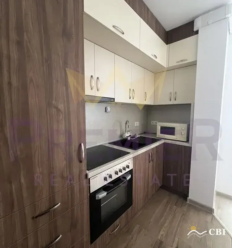 Apartment, 3-room, 85 m², in Varna. Photo 2 of 16. Varna, Black Sea, Bulgaria. Cheap Beach Holiday.