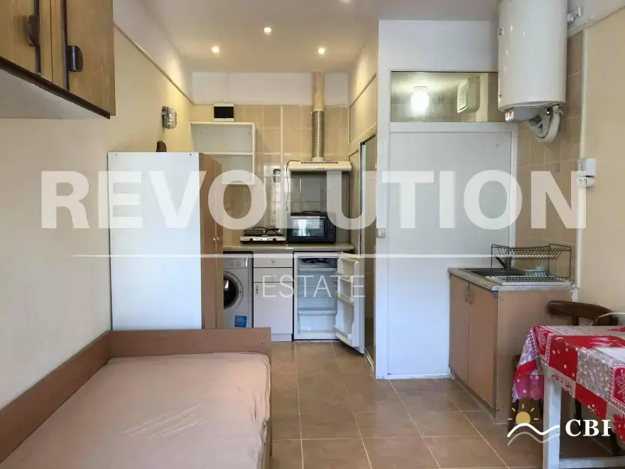 Apartment, 1-room, 20 m², in Varna. Photo 1 of 5. Varna, Black Sea, Bulgaria. Cheap Beach Holiday.