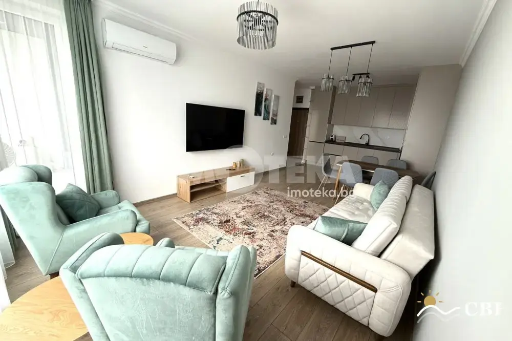 Apartment, 3-room, 100 m², in Burgas. Photo 5 of 10. Burgas, Black Sea, Bulgaria. Cheap Beach Holiday.