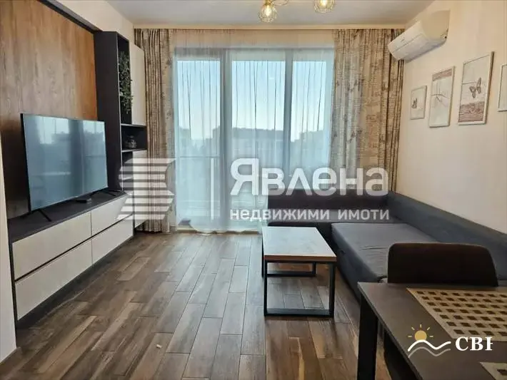 Apartment, 1-room, 60 m², in St. St. Konstantin and Elena. Photo 2 of 10. St. St. Konstantin and Elena, Black Sea, Bulgaria. Cheap Beach Holiday.