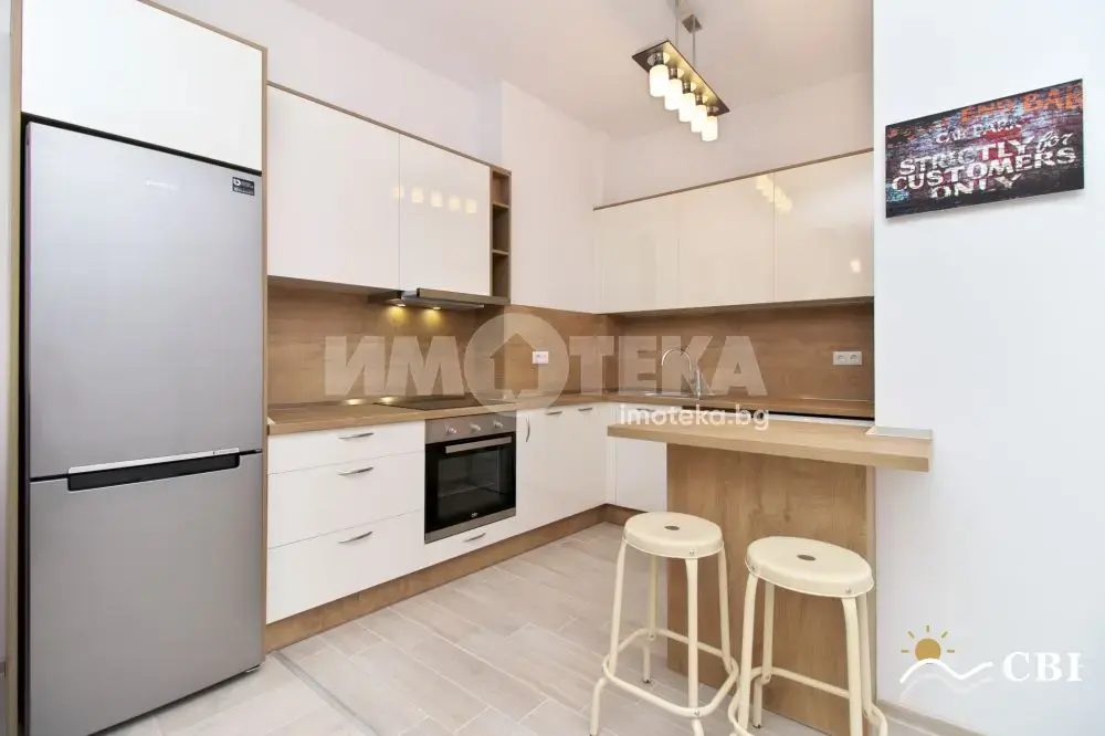 Apartment, 2-room, 65 m², in Varna. Photo 4 of 12. Varna, Black Sea, Bulgaria. Cheap Beach Holiday.