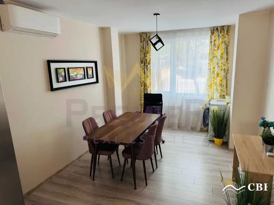 Apartment, 3-room, 110 m², in Vinitsa. Photo 4 of 11. Vinitsa, Black Sea, Bulgaria. Cheap Beach Holiday.