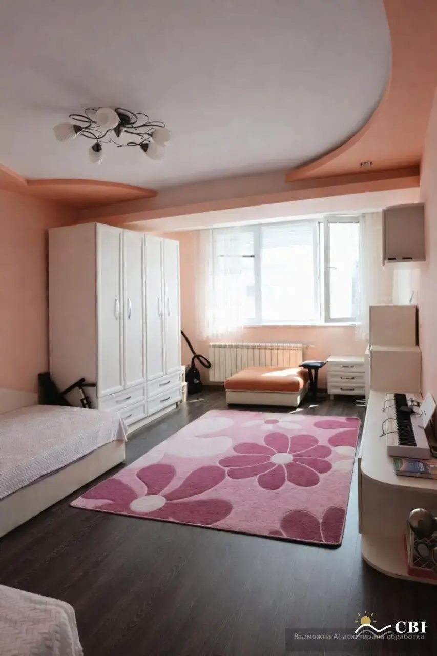 Apartment, 3-room, 102 m², in Varna. Photo 7 of 8. Varna, Black Sea, Bulgaria. Cheap Beach Holiday.