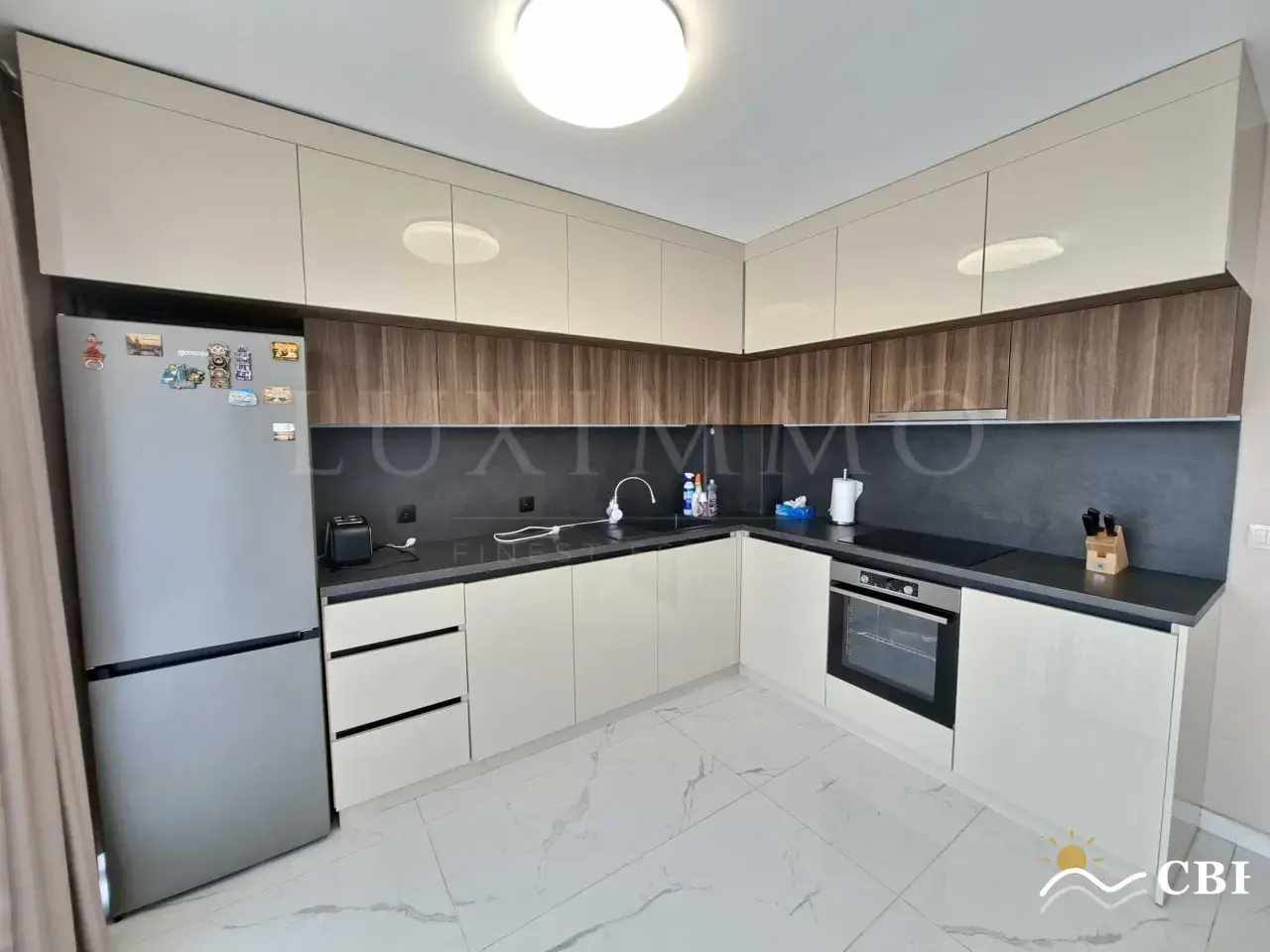 Apartment, 5-room, 250 m², in St. St. Konstantin and Elena. Photo 3 of 16. St. St. Konstantin and Elena, Black Sea, Bulgaria. Cheap Beach Holiday.