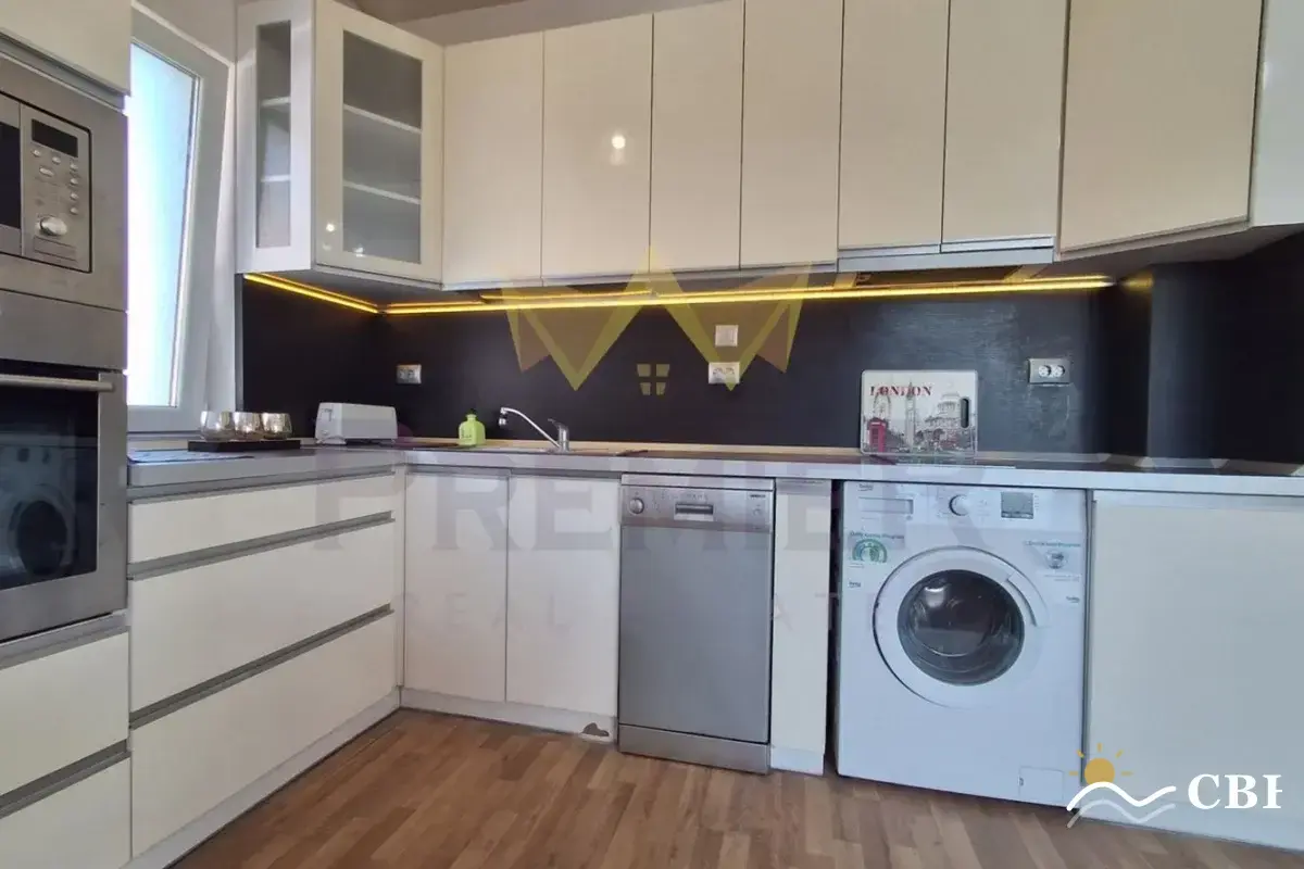 Apartment, 3-room, 90 m², in Varna. Photo 4 of 16. Varna, Black Sea, Bulgaria. Cheap Beach Holiday.