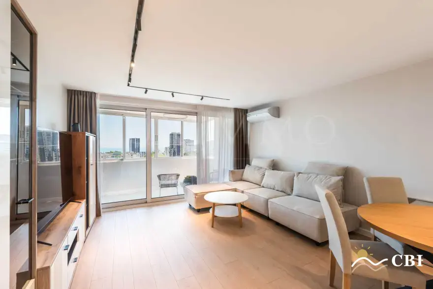 Apartment, 3-room, 94 m², in Varna. Photo 1 of 16. Varna, Black Sea, Bulgaria. Cheap Beach Holiday.
