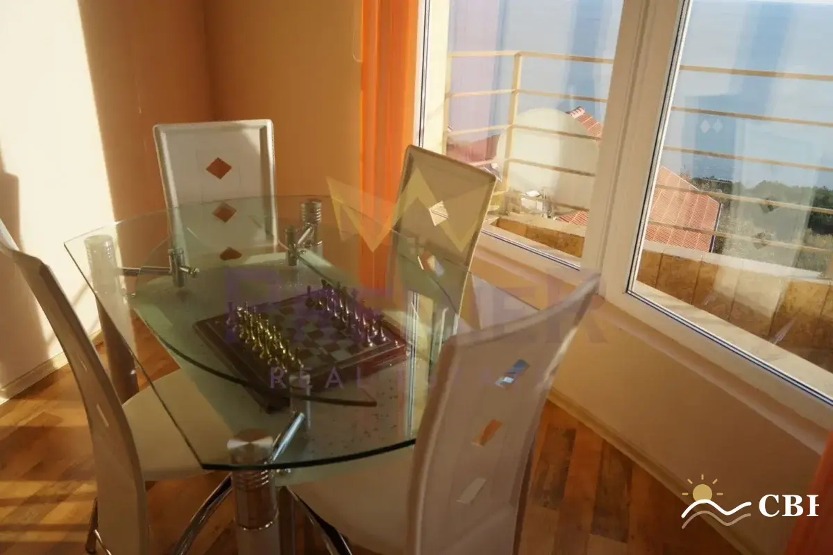Apartment, 3-room, 100 m², in Balchik. Photo 4 of 9. Balchik, Black Sea, Bulgaria. Cheap Beach Holiday.