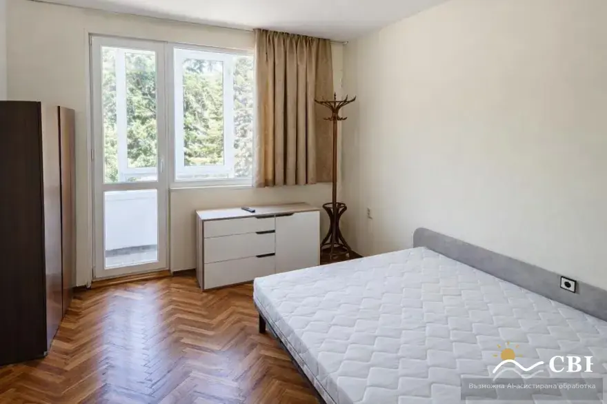 Apartment, 4-room, 90 m², in Varna. Photo 7 of 8. Varna, Black Sea, Bulgaria. Cheap Beach Holiday.
