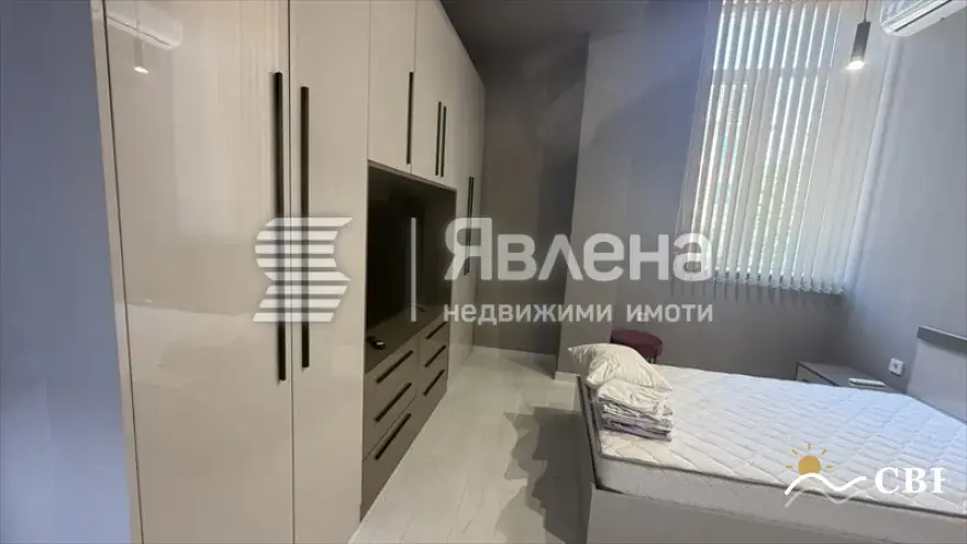 Apartment, 3-room, 110 m², in Varna. Photo 4 of 7. Varna, Black Sea, Bulgaria. Cheap Beach Holiday.