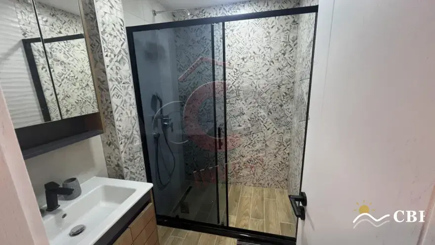 Apartment, 3-room, 110 m², in Varna. Photo 8 of 13. Varna, Black Sea, Bulgaria. Cheap Beach Holiday.