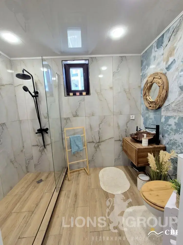 Apartment, 2-room, 75 m², in St. St. Konstantin and Elena. Photo 7 of 15. St. St. Konstantin and Elena, Black Sea, Bulgaria. Cheap Beach Holiday.
