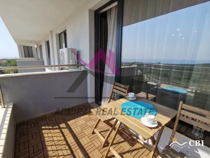 Apartment, 2-room, 70 m², in St. St. Konstantin and Elena. Photo 9 of 10. St. St. Konstantin and Elena, Black Sea, Bulgaria. Cheap Beach Holiday.