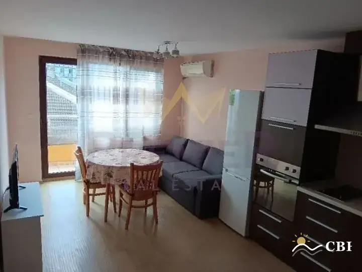Apartment, 3-room, 90 m², in Varna. Photo 2 of 13. Varna, Black Sea, Bulgaria. Cheap Beach Holiday.