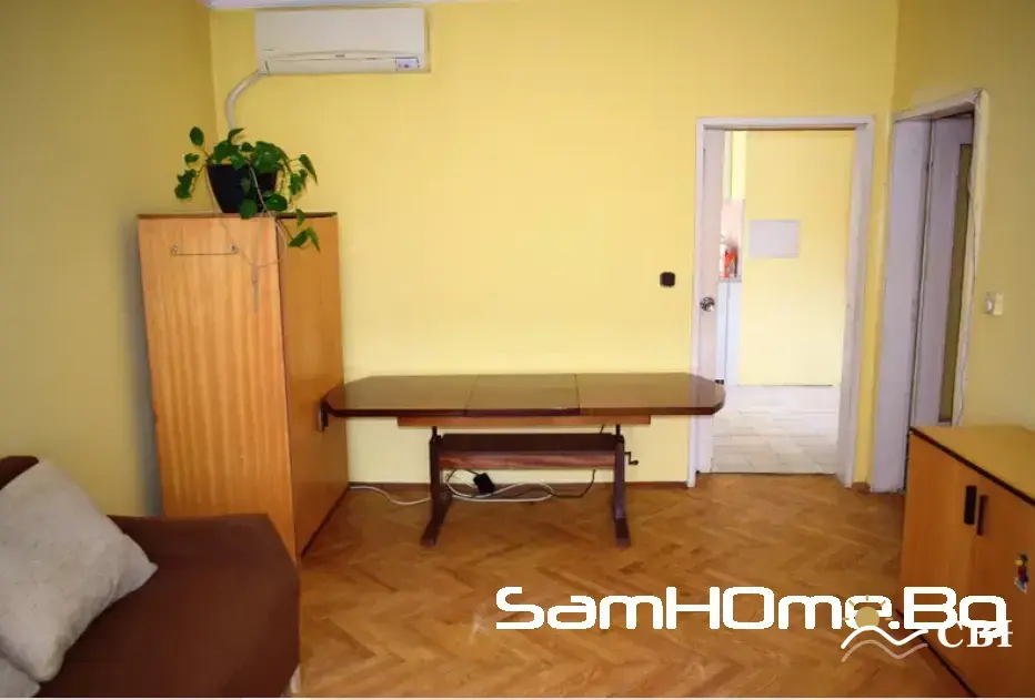 Apartment, 3-room, 100 m², in Varna. Photo 2 of 8. Varna, Black Sea, Bulgaria. Cheap Beach Holiday.