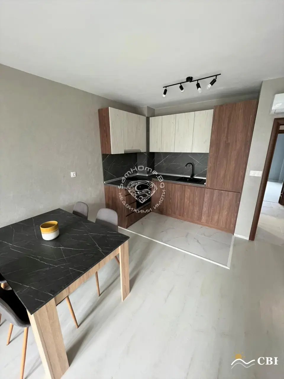 Apartment, 2-room, 110 m², in Varna. Photo 3 of 11. Varna, Black Sea, Bulgaria. Cheap Beach Holiday.