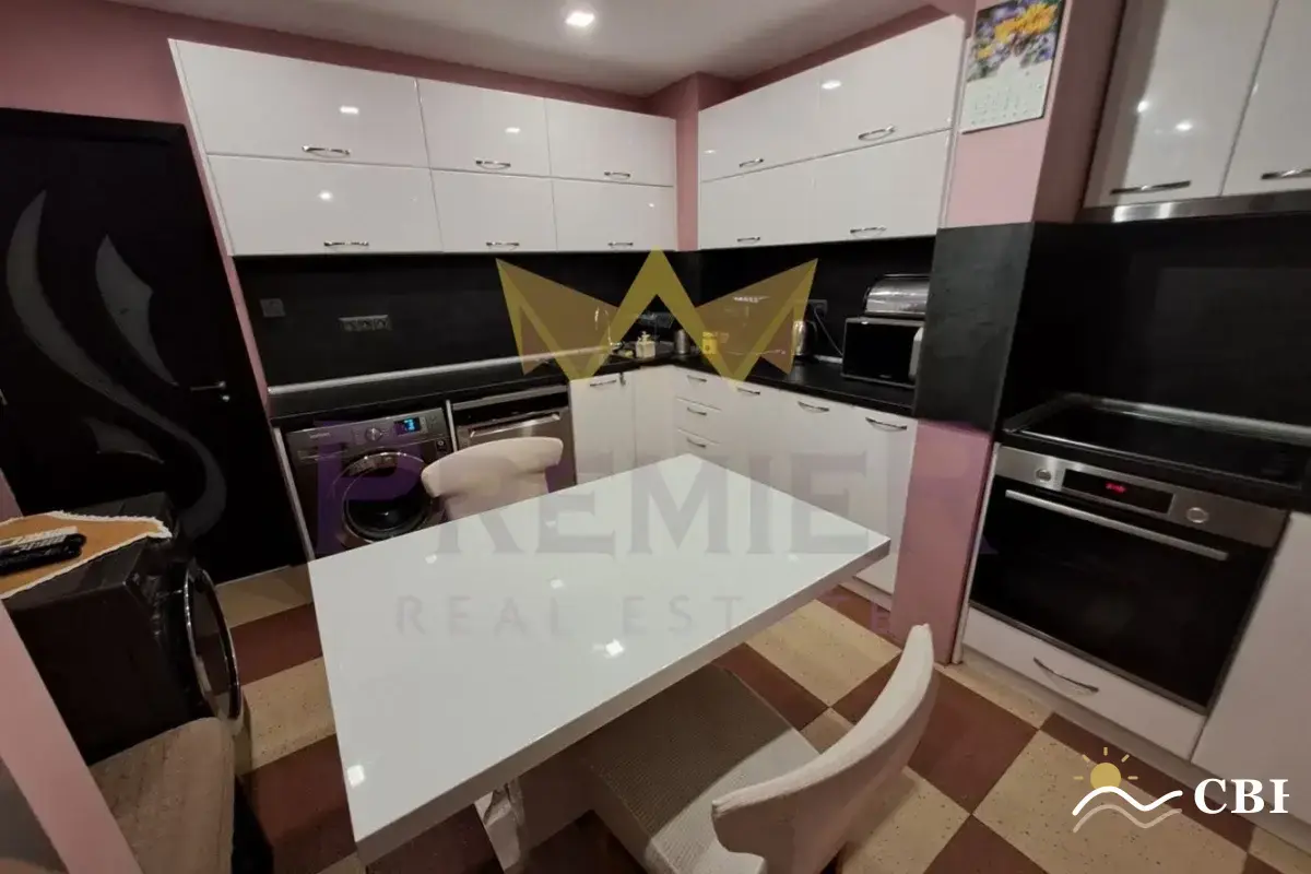 Apartment, 3-room, 61 m², in Varna. Photo 1 of 11. Varna, Black Sea, Bulgaria. Cheap Beach Holiday.