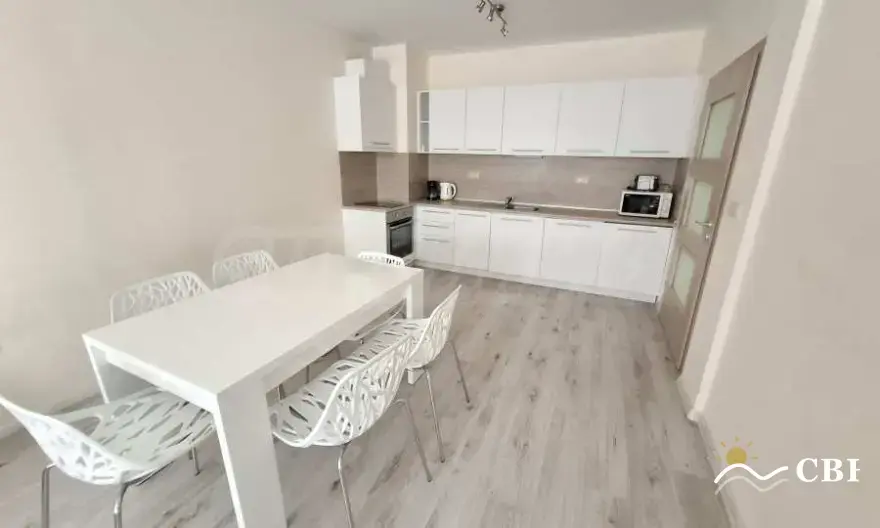 Apartment, 3-room, 80 m², in Varna. Photo 2 of 14. Varna, Black Sea, Bulgaria. Cheap Beach Holiday.