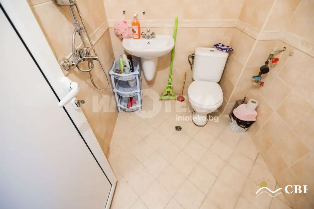 Apartment, 3-room, 65 m², in Varna. Photo 6 of 14. Varna, Black Sea, Bulgaria. Cheap Beach Holiday.