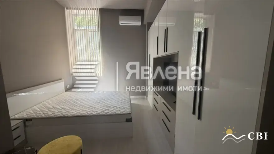 Apartment, 3-room, 120 m², in Varna. Photo 4 of 5. Varna, Black Sea, Bulgaria. Cheap Beach Holiday.