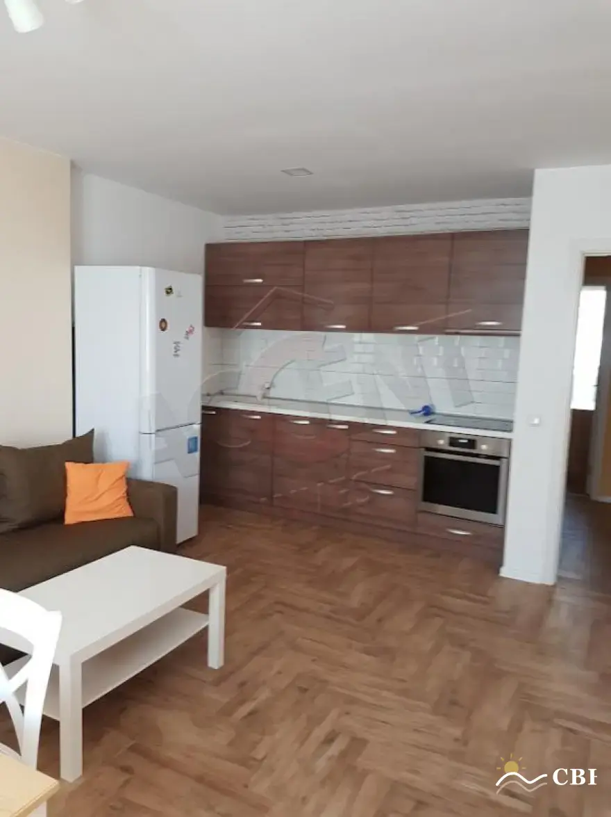 Apartment, 3-room, 85 m², in Varna. Photo 1 of 12. Varna, Black Sea, Bulgaria. Cheap Beach Holiday.