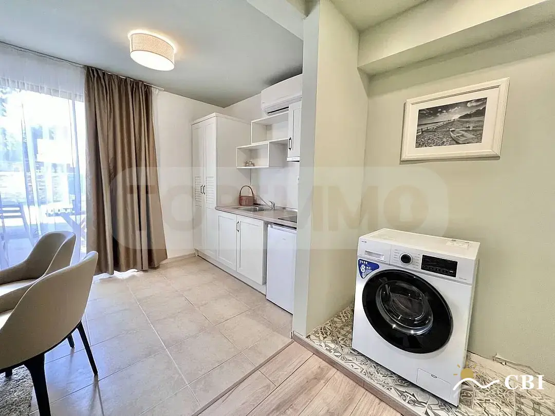 Apartment, 1-room, 60 m², in St. St. Konstantin and Elena. Photo 4 of 9. St. St. Konstantin and Elena, Black Sea, Bulgaria. Cheap Beach Holiday.