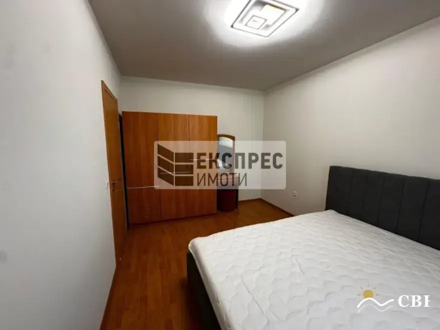 Apartment, 3-room, 85 m², in Varna. Photo 6 of 9. Varna, Black Sea, Bulgaria. Cheap Beach Holiday.
