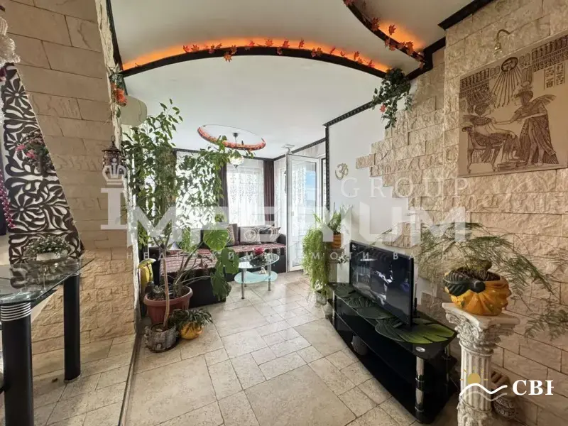 Apartment, 1-room, 24133 m², in Varna. Photo 6 of 13. Varna, Black Sea, Bulgaria. Cheap Beach Holiday.