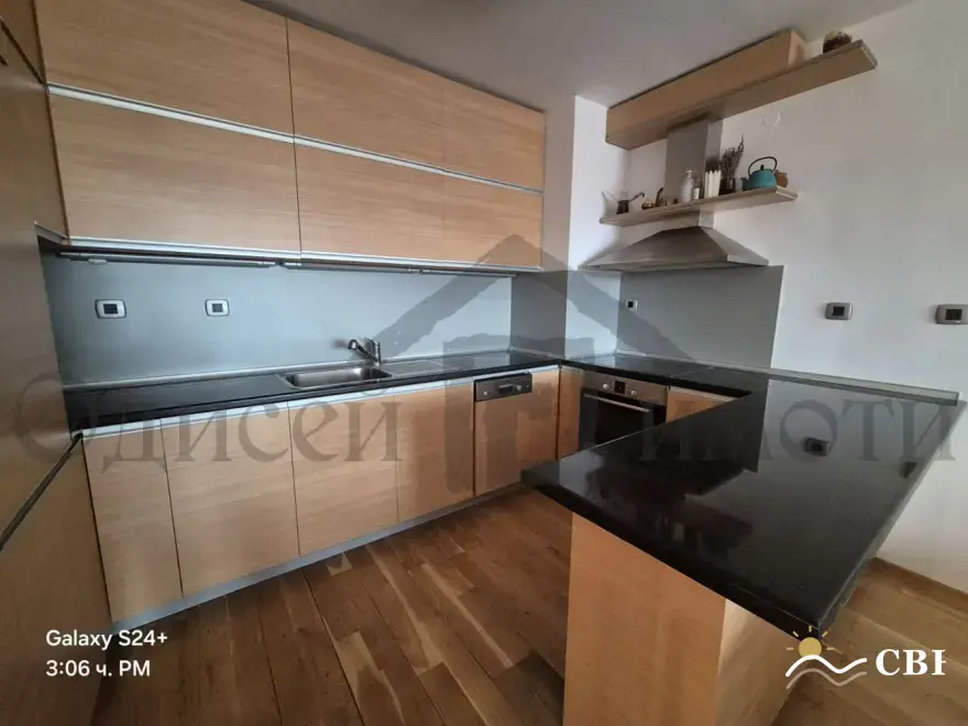 Apartment, 4-room, 108 m², in Varna. Photo 2 of 16. Varna, Black Sea, Bulgaria. Cheap Beach Holiday.