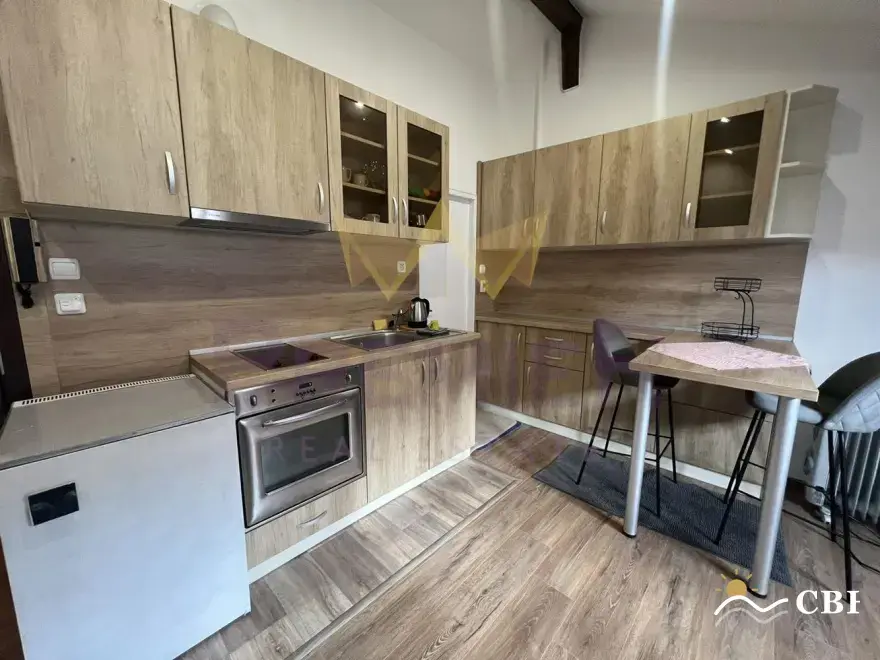 Apartment, 1-room, 35 m², in Varna. Photo 1 of 7. Varna, Black Sea, Bulgaria. Cheap Beach Holiday.