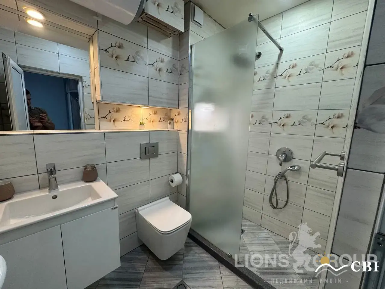 Apartment, 2-room, 65 m², in Varna. Photo 7 of 11. Varna, Black Sea, Bulgaria. Cheap Beach Holiday.