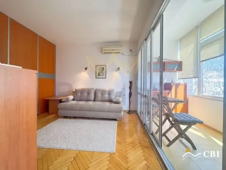 Apartment, 3-room, 100 m², in Varna. Photo 3 of 12. Varna, Black Sea, Bulgaria. Cheap Beach Holiday.