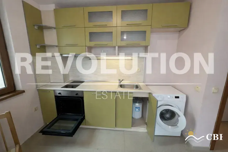 Apartment, 3-room, 80 m², in Varna. Photo 2 of 8. Varna, Black Sea, Bulgaria. Cheap Beach Holiday.