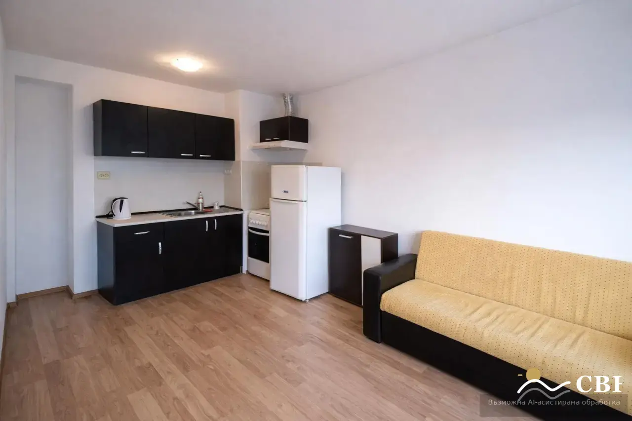 Apartment, 2-room, 65 m², in Burgas. Photo 1 of 5. Burgas, Black Sea, Bulgaria. Cheap Beach Holiday.