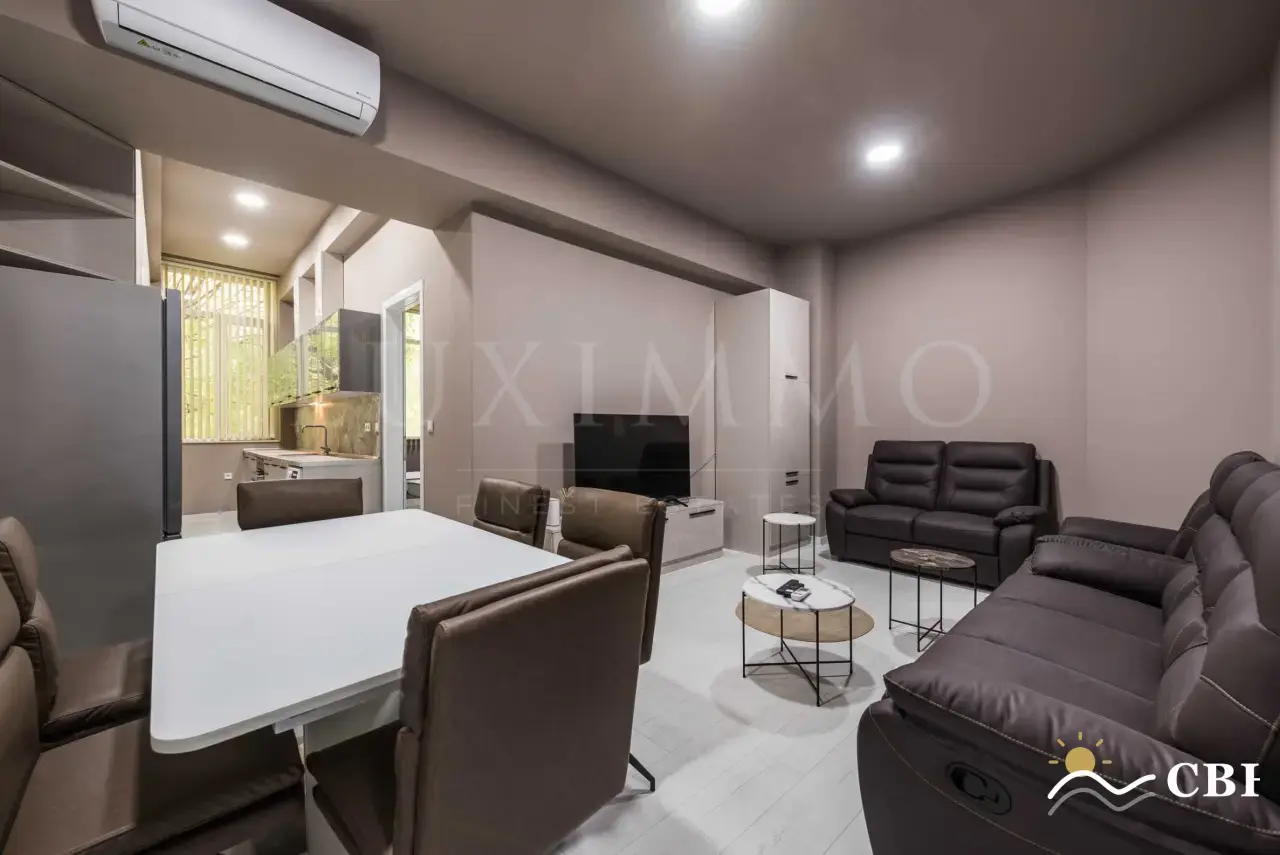 Apartment, 3-room, 110 m², in Varna. Photo 1 of 16. Varna, Black Sea, Bulgaria. Cheap Beach Holiday.