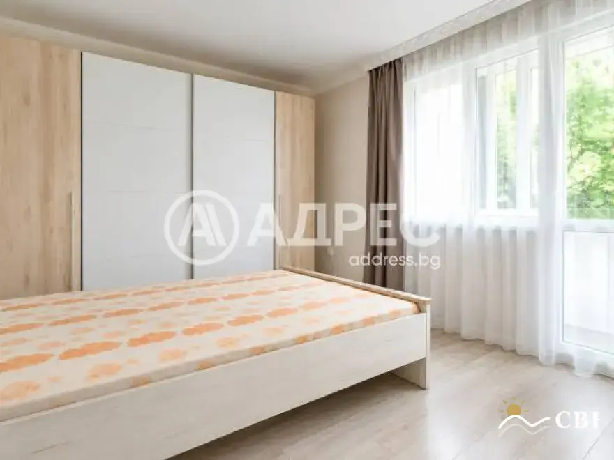 Apartment, 3-room, 100 m², in Varna. Photo 6 of 9. Varna, Black Sea, Bulgaria. Cheap Beach Holiday.
