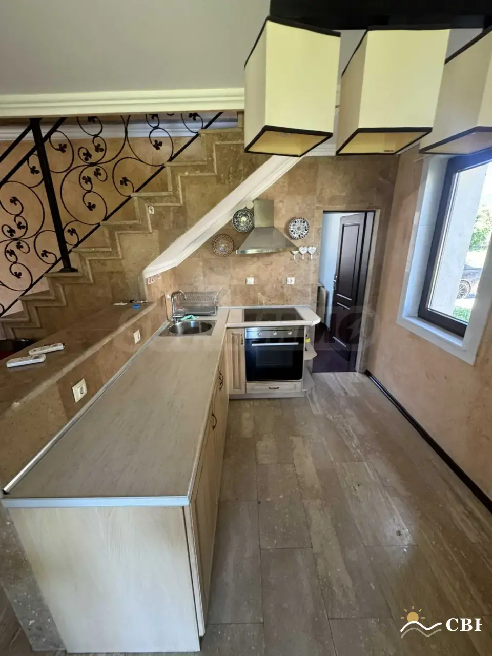 House, 4-room, 140 m², in Sunny Beach. Photo 4 of 13. Sunny Beach, Black Sea, Bulgaria. Cheap Beach Holiday.
