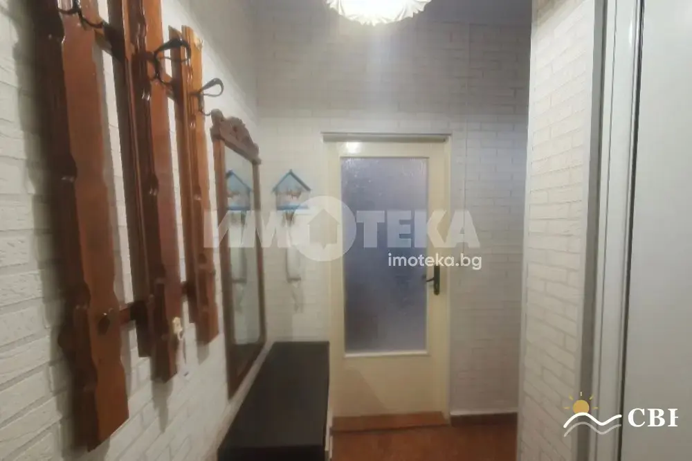 Apartment, 3-room, 60 m², in Varna. Photo 9 of 10. Varna, Black Sea, Bulgaria. Cheap Beach Holiday.