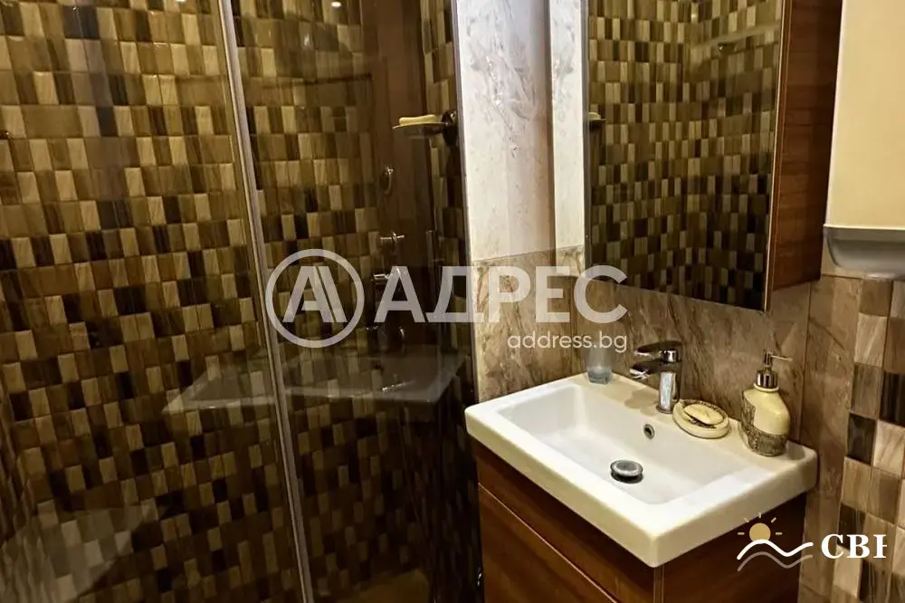 Apartment, 2-room, 70 m², in Burgas. Photo 9 of 10. Burgas, Black Sea, Bulgaria. Cheap Beach Holiday.