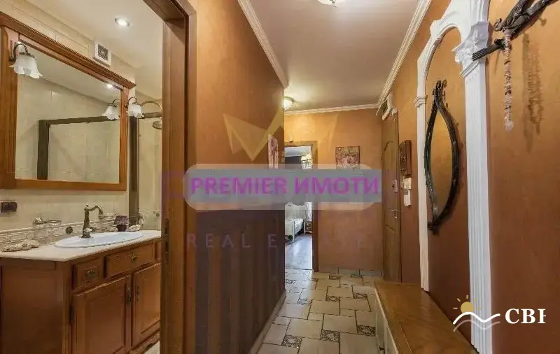 Apartment, 4-room, 100 m², in Varna. Photo 2 of 15. Varna, Black Sea, Bulgaria. Cheap Beach Holiday.