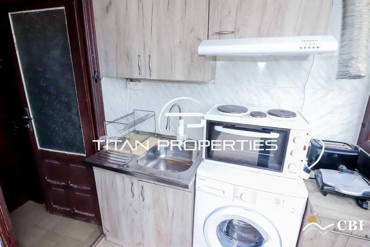 Apartment, 2-room, 65 m², in St. St. Konstantin and Elena. Photo 6 of 10. St. St. Konstantin and Elena, Black Sea, Bulgaria. Cheap Beach Holiday.