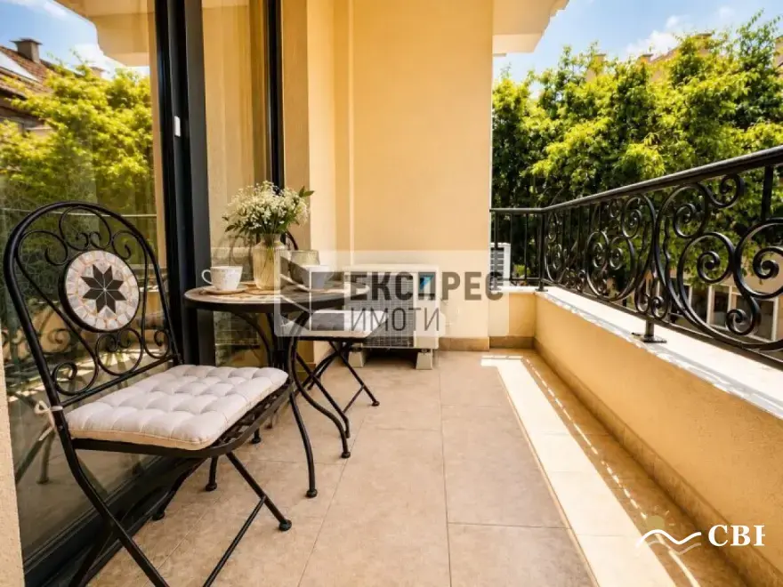 Apartment, 3-room, 100 m², in Varna. Photo 7 of 13. Varna, Black Sea, Bulgaria. Cheap Beach Holiday.