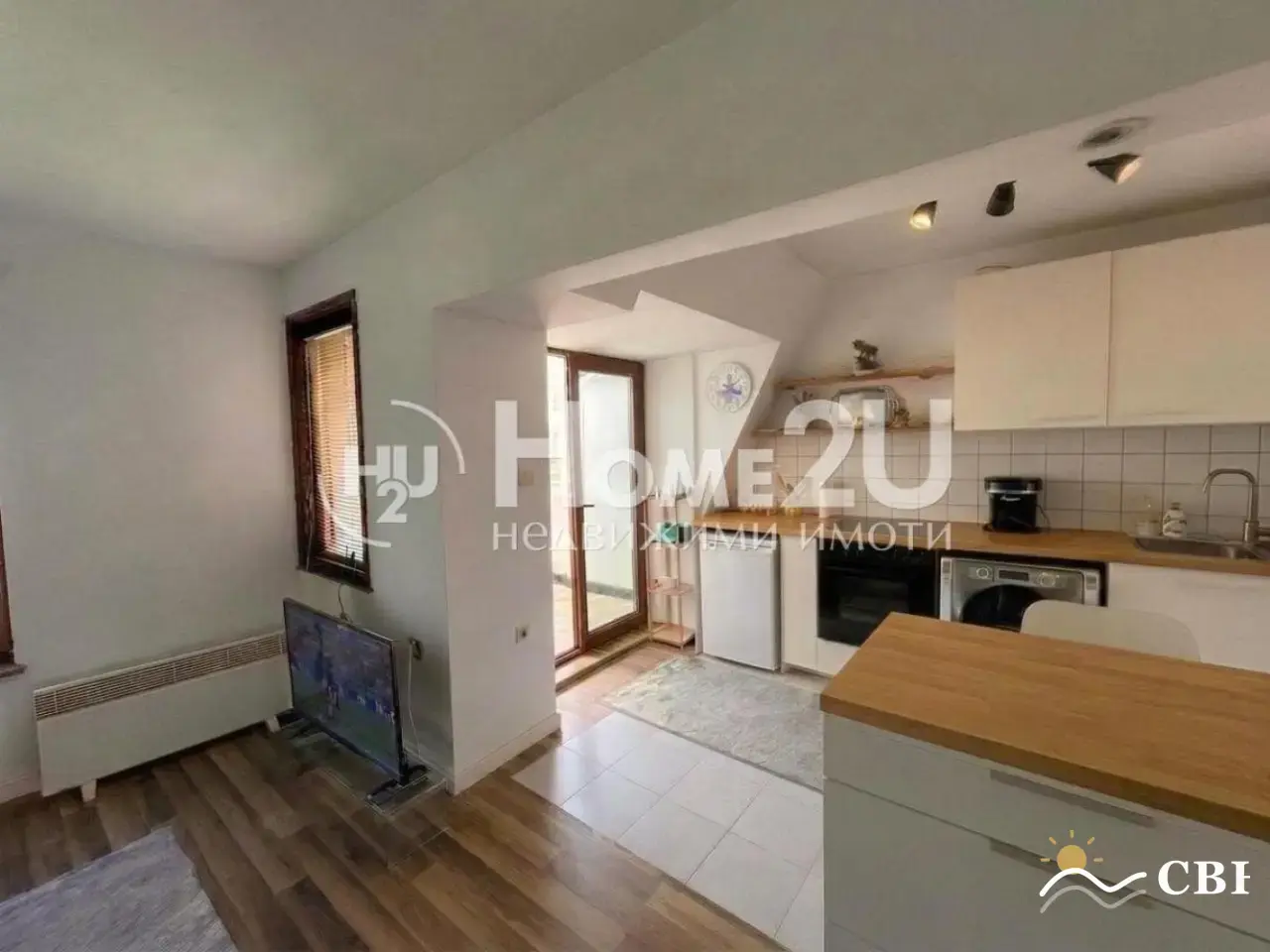Apartment, 2-room, 60 m², in Burgas. Photo 3 of 5. Burgas, Black Sea, Bulgaria. Cheap Beach Holiday.