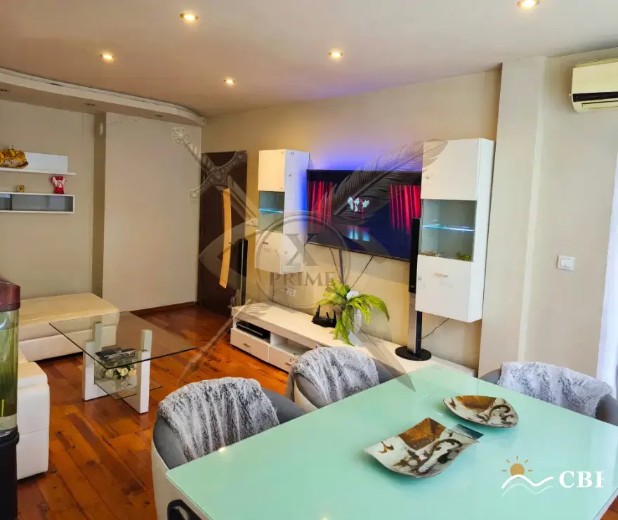 Apartment, 3-room, 74 m², in Varna. Photo 2 of 10. Varna, Black Sea, Bulgaria. Cheap Beach Holiday.