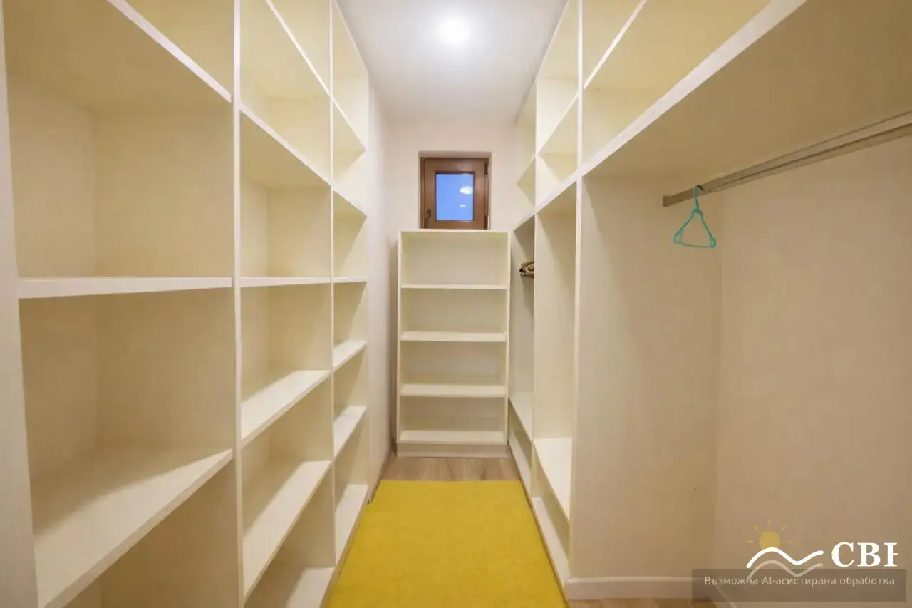 Apartment, 2-room, 64 m², in Varna. Photo 4 of 5. Varna, Black Sea, Bulgaria. Cheap Beach Holiday.